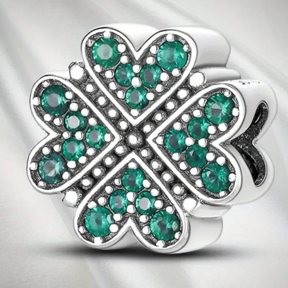 Sterling Silver Four Leaf Clover Emerald Green CZ Lucky Charm